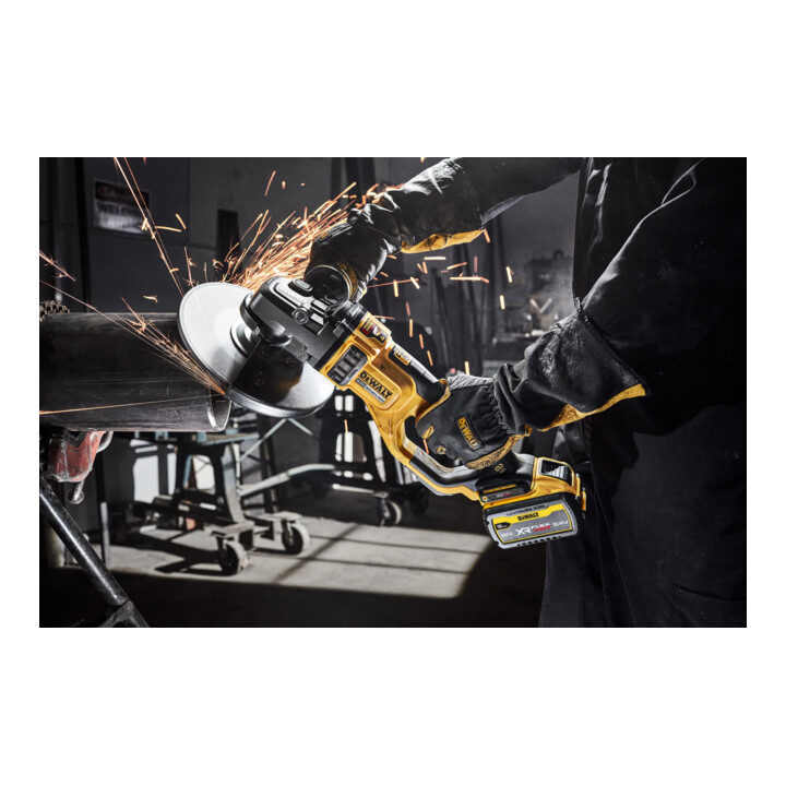 Meuleuse d'angle sans fil Dewalt 54 volts 230mm
