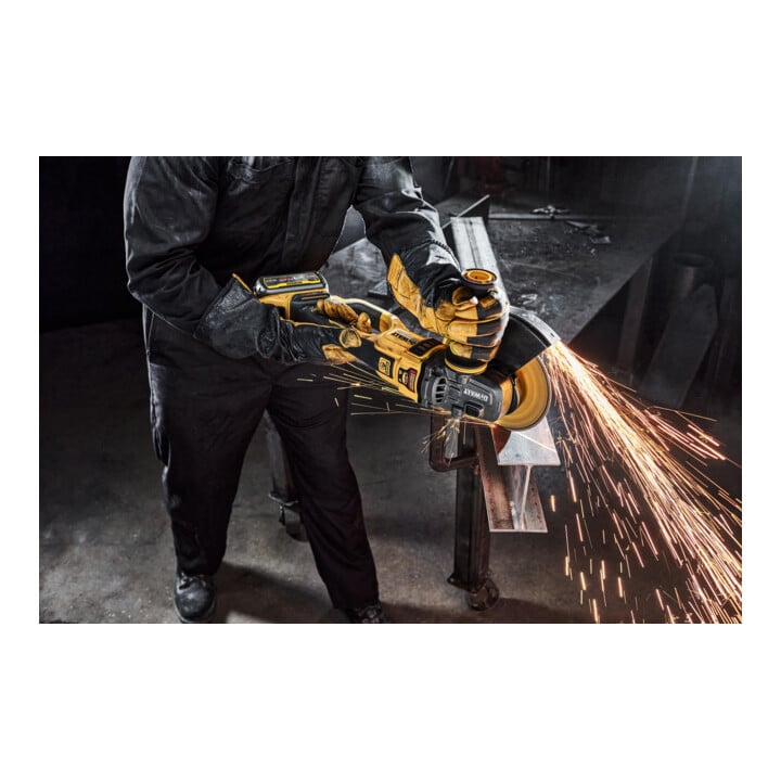 Meuleuse d'angle sans fil Dewalt 54 volts 230mm