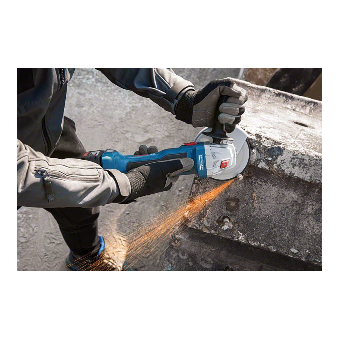 Meuleuse d'angle sans fil GWS 18V-7 de Bosch
