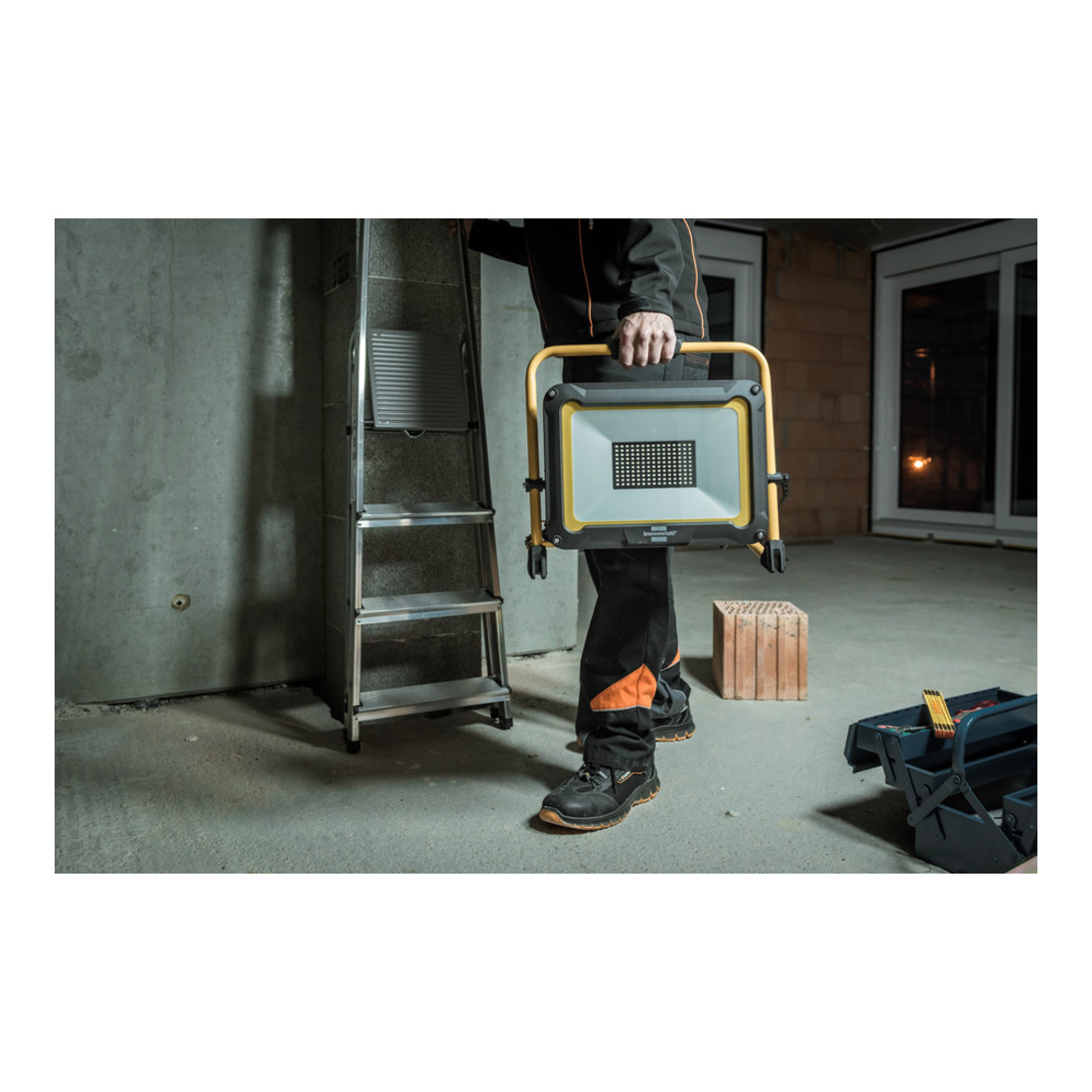 Mobiler LED Strahler JARO 9000 M, IP65, 9310lm, 100W, 5m H07RN-F 3G1,0
