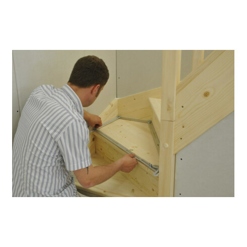 Modèles d'angles 13 rails une aluminium et accessoires dans une mallette en bois