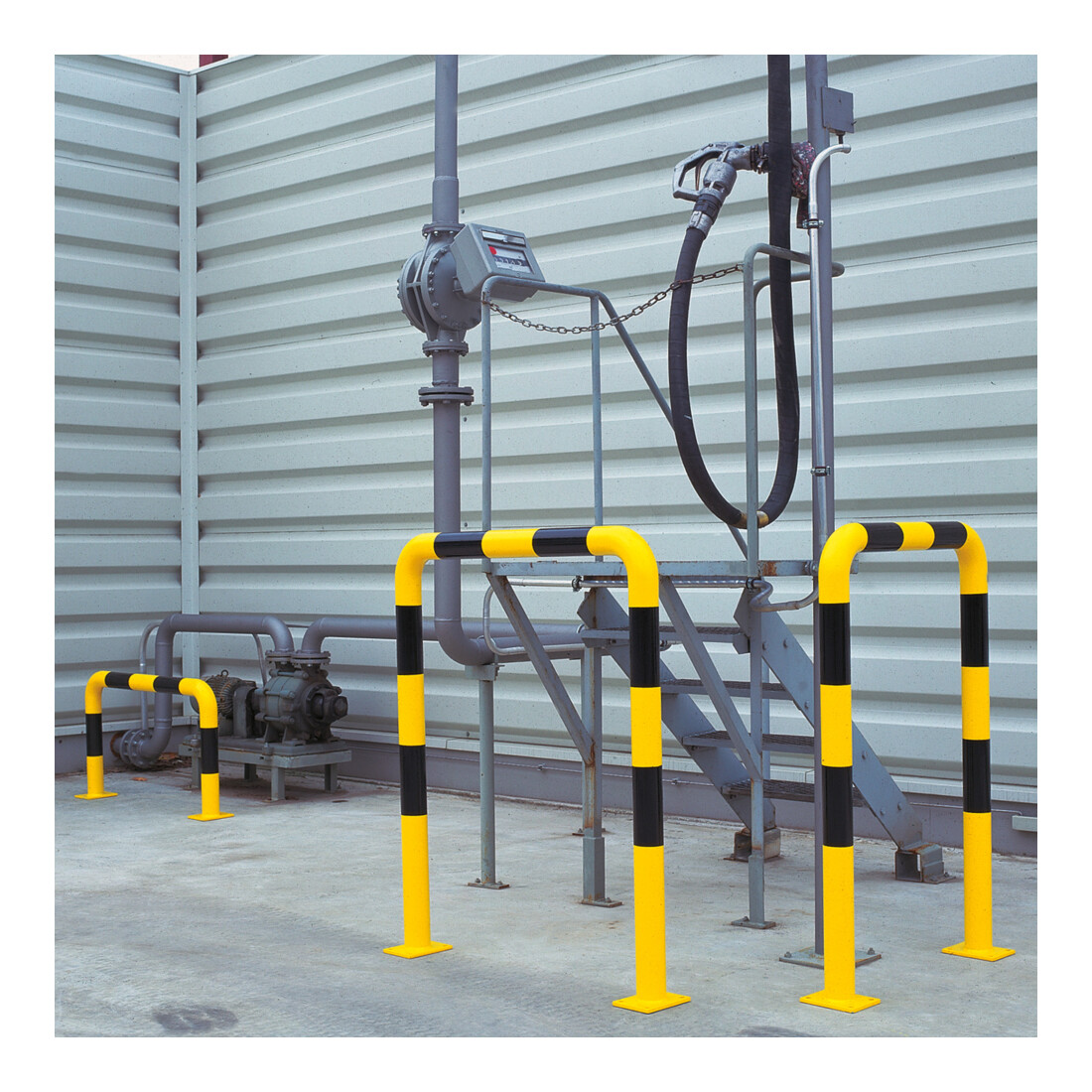 Moravia Black Bull Protection anti-chocs tube rond 76 x 3 mm à cheviller intérieur 1200 x 1000 mm