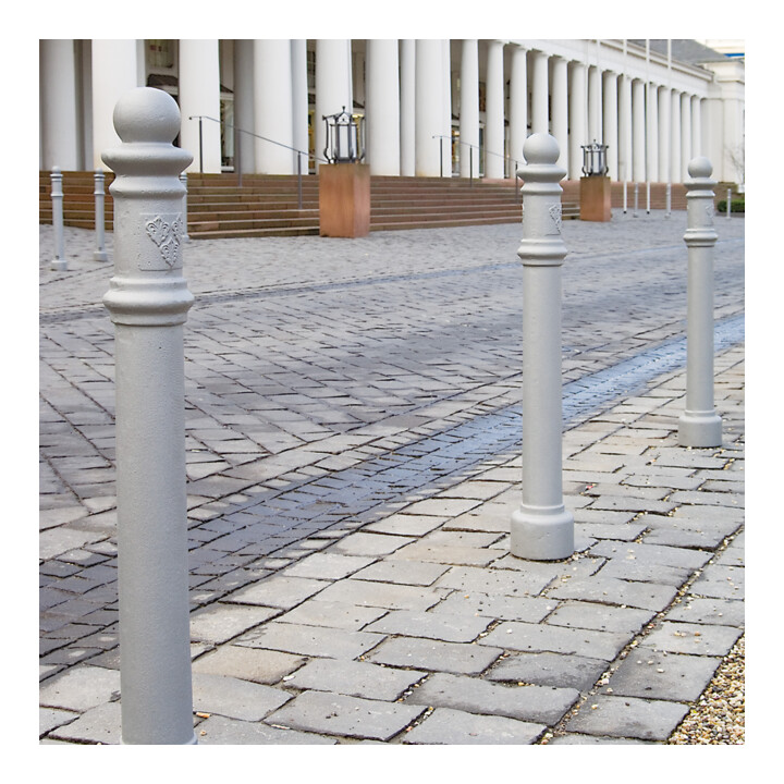 MORAVIA Bollard blason H 925 mm noyau en acier DB 703 2 œillets amovibles