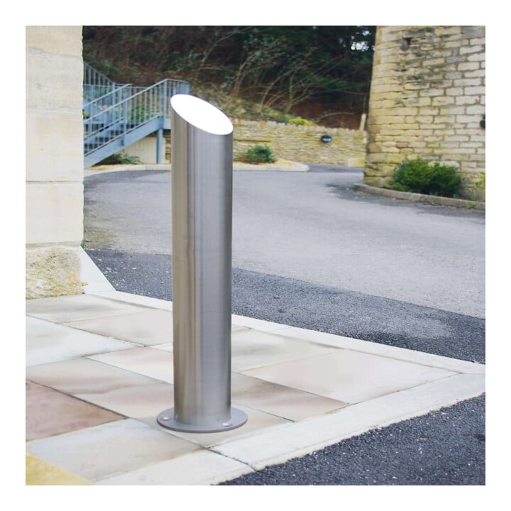 MORAVIA Bornes en acier inoxydable BERLIN 45 H 900 mm poli brillant à sceller