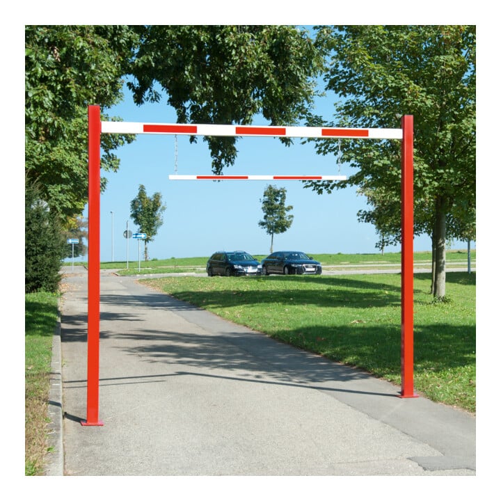 MORAVIA Durchfahrt-Begrenzer starr H 3010 mm B 5230 mm LW 5000 mm rot/weiß