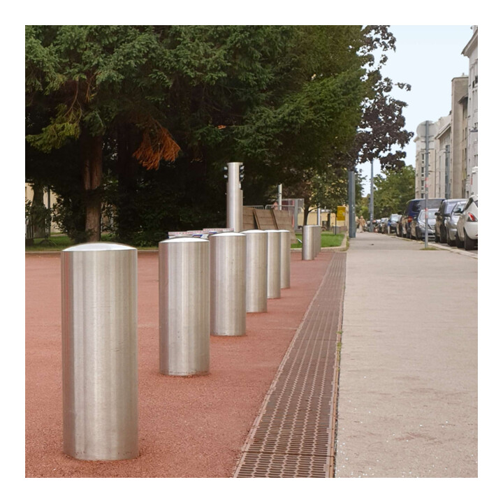 MORAVIA Edelstahlpoller BERLIN XL 204mm Ø Überflur 600mm