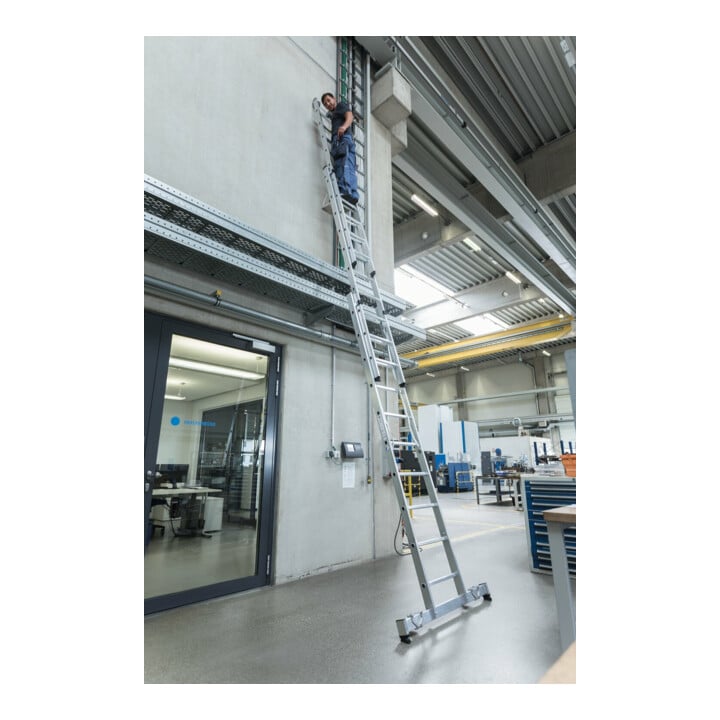 MUNK Aluminium-Mehrzweckleiter 3-teilig nivello®-Traverse 3 x 6 Sprossen