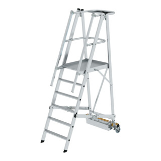 MUNK Aluminium-Podestleiter fahrbar, klappbar mit schmaler Quertraverse