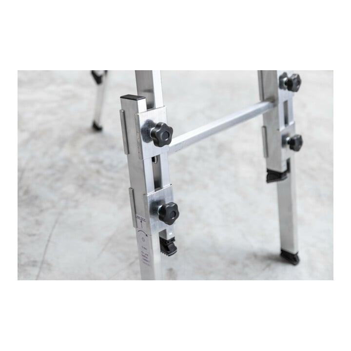 MUNK Aluminium-Stehleiter treppengängig 4 ausschiebbaren Holmen 2 x 6 Sprossen