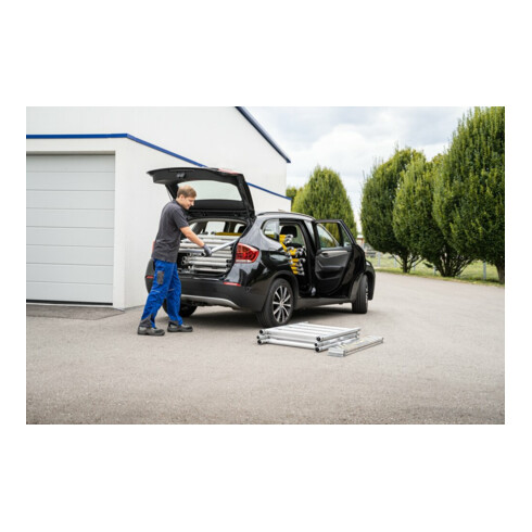 Munk FlexxTower SG mit vorlaufendem Geländer Plattformhöhe 2,10 m