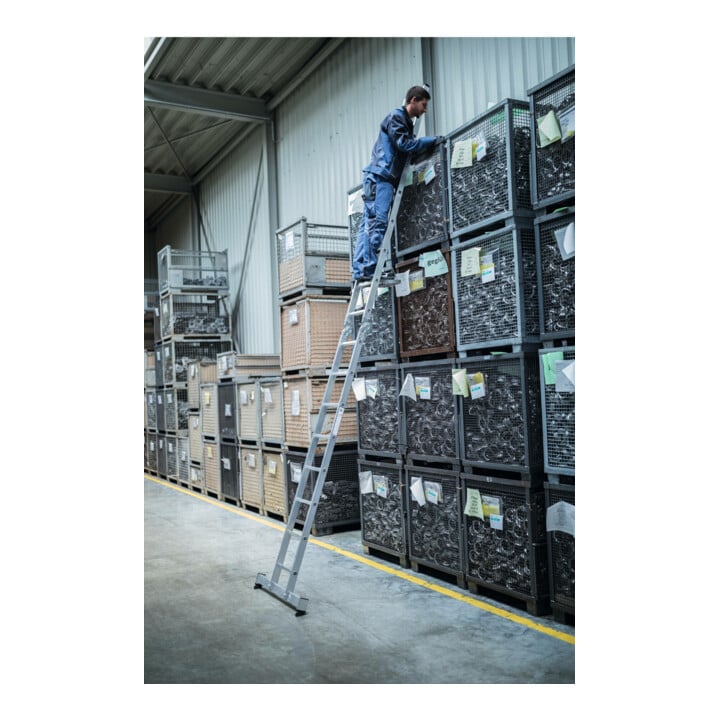 MUNK Günzburger Steigtechnik Aluminium-Klappleiter 2-teilig nivello®-Traverse 2 x 4 Sprossen