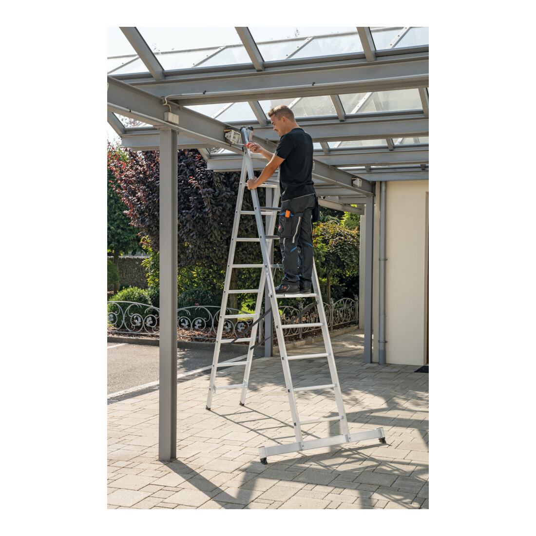 MUNK Aluminium-Mehrzweckleiter zweiteilig mit nivello ® -Traverse