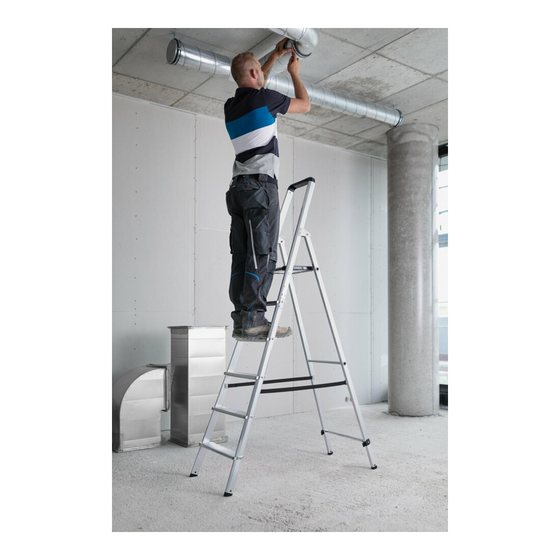 MUNK Aluminium-Stufenstehleiter ML einseitig begehbar