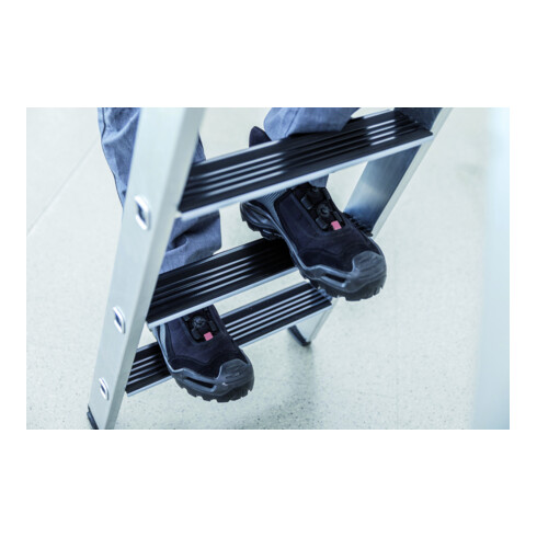 MUNK Günzburger Steigtechnik Nachrüstsatz clip-step relax für Stufen-Stehleiter beidseitig begehbar 22 Trittauflagen