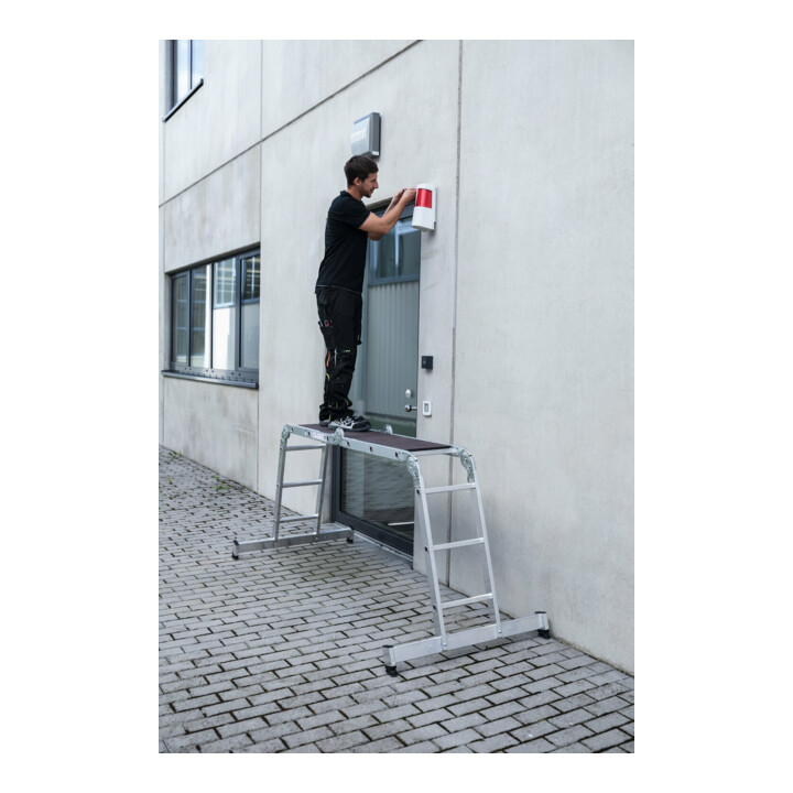 MUNK Vielzweckleiter 4-teilig mit nivello®-Traverse und Holzbelag 4x3 Sprossen, 3.65 m