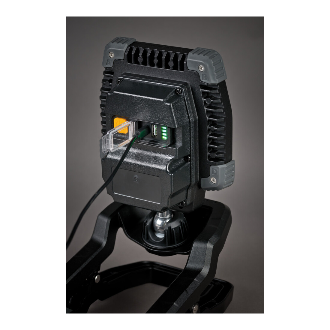 Oplaadbare LED-schrijnwerper CL 4050 MA Clip, 3800lm, IP65