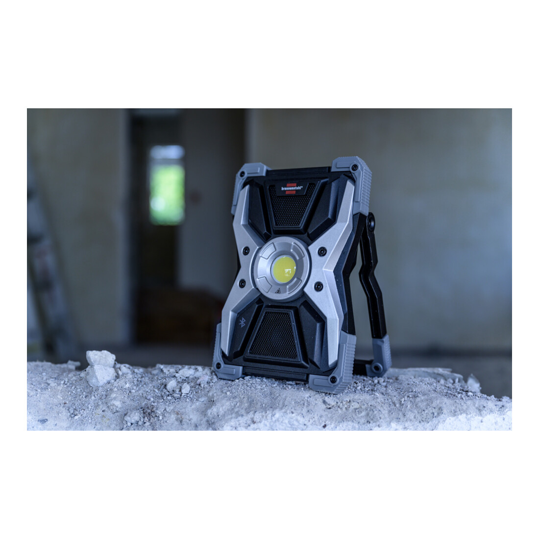 Oplaadbare LED-schrijnwerper RUFUS 3010 MA, 3000lm, IP65, met Bluetooth®-luidspreker