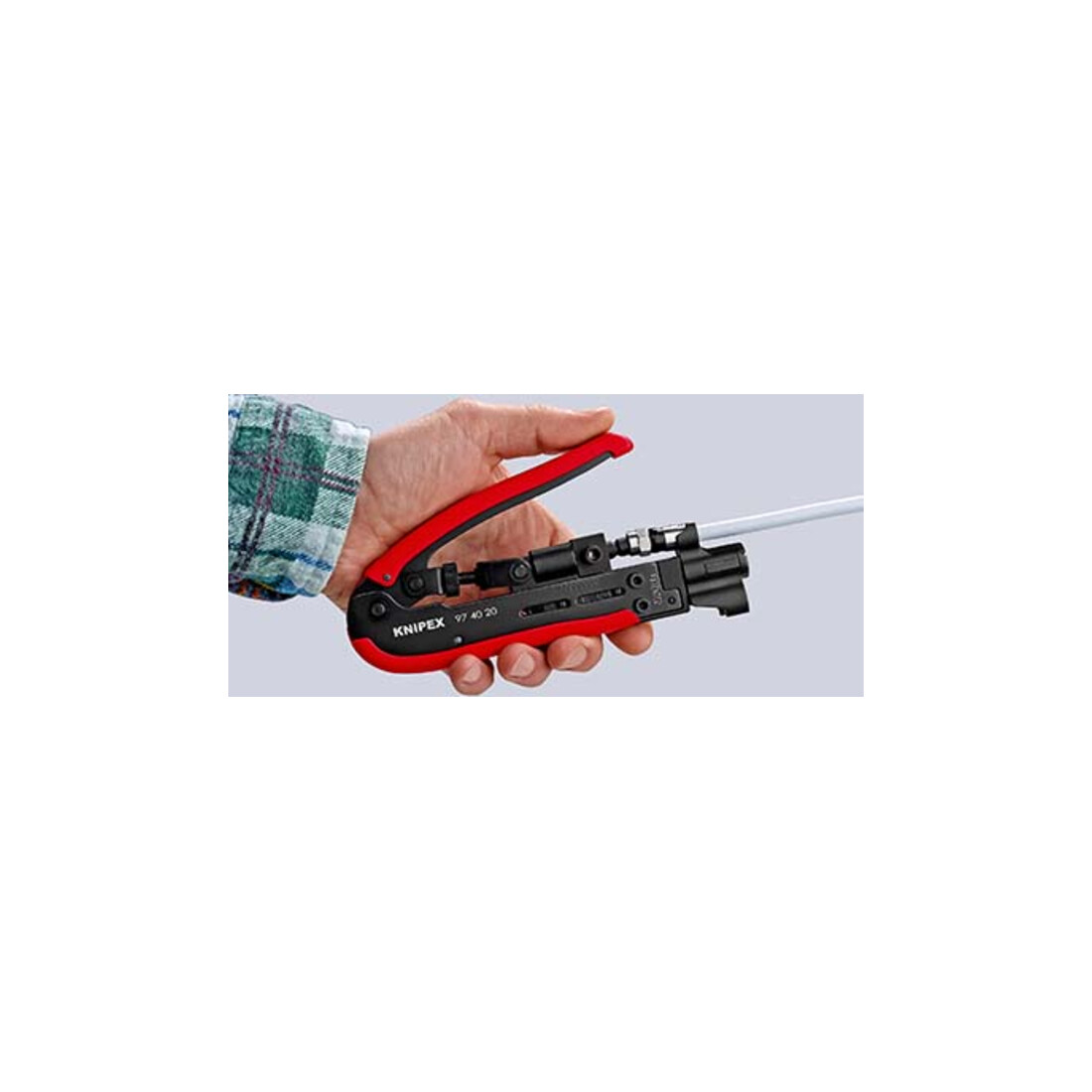 Outil de compression, pour connecteurs coaxiaux Knipex
