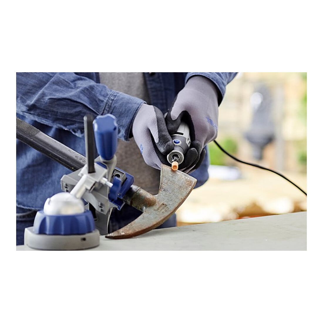 Outil multifonction Dremel 3000-15 (130 watts), 15 accessoires
