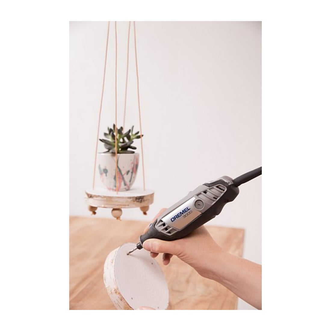 Outil multifonction Dremel 3000-15 (130 watts), 15 accessoires