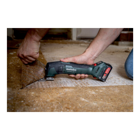 Outil multifonctions sans fil Metabo PowerMaxx MT 12metaBOX 145 ; 12V 2x2Ah Li-Power + SC 30