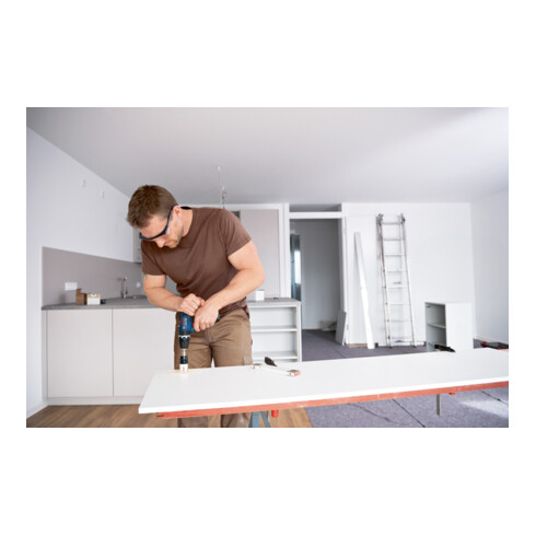Perceuse à percussion Bosch GSB 12V-35 avec L-BOXX