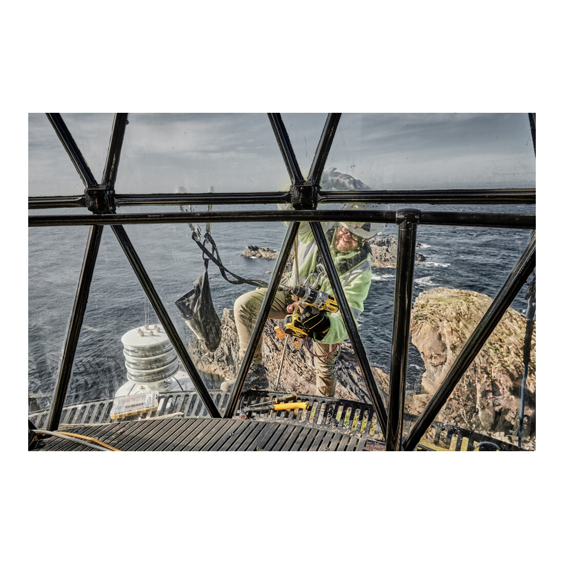 Perceuse à percussion DEWALT (BL) 18 V / 5 Ah DCD996P2-QW