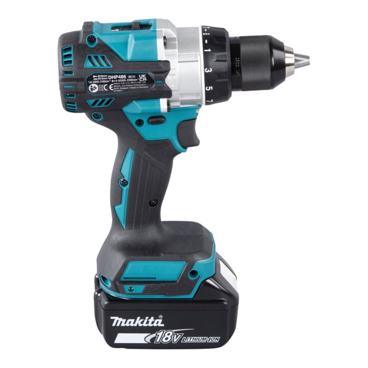 Perceuse à percussion sans fil Makita 18V / 5.0 Ah, 2 batteries + chargeur en MAKPAC DHP486RTJ