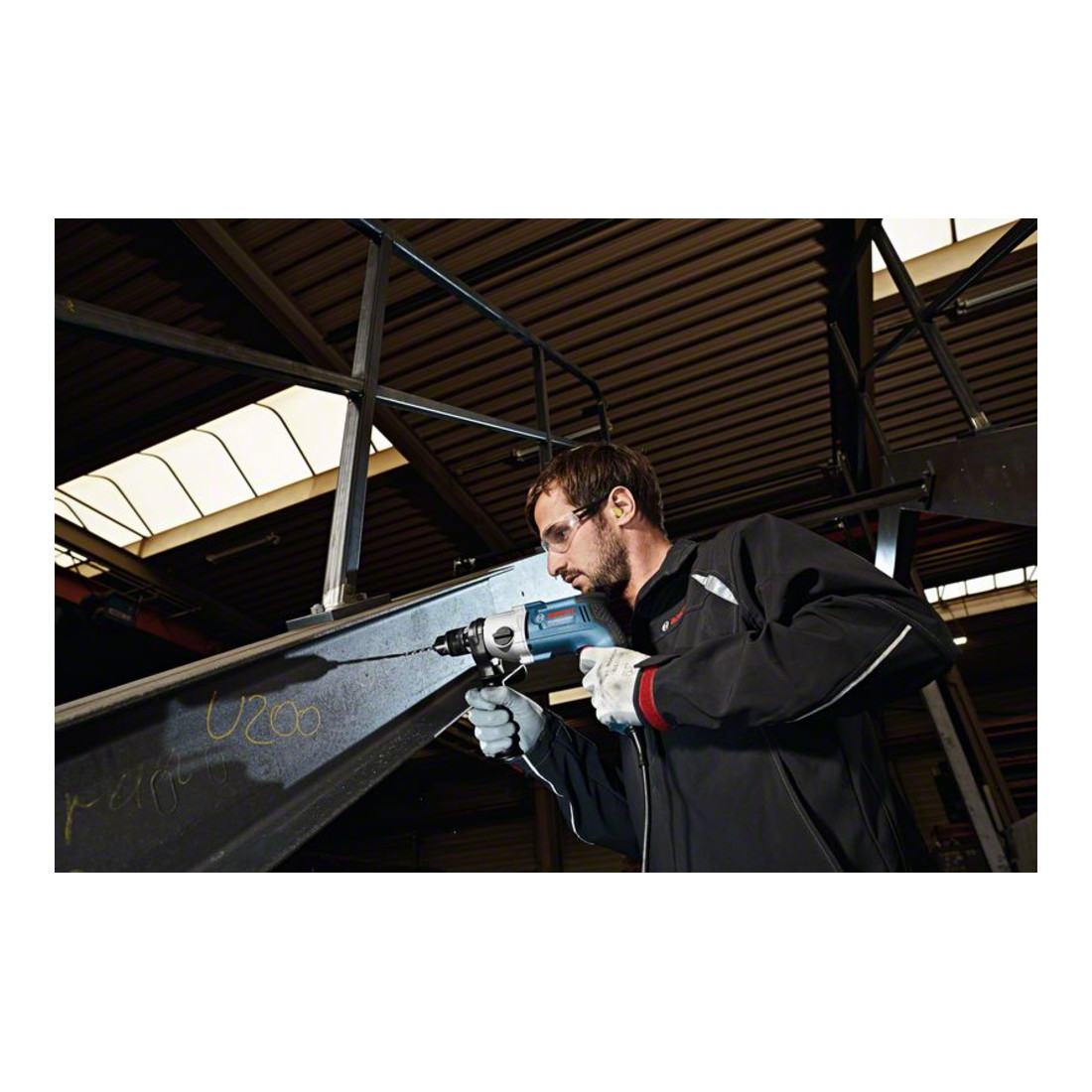 Perceuse Bosch GBM 13-2 RE avec mandrin à action rapide de 13 mm