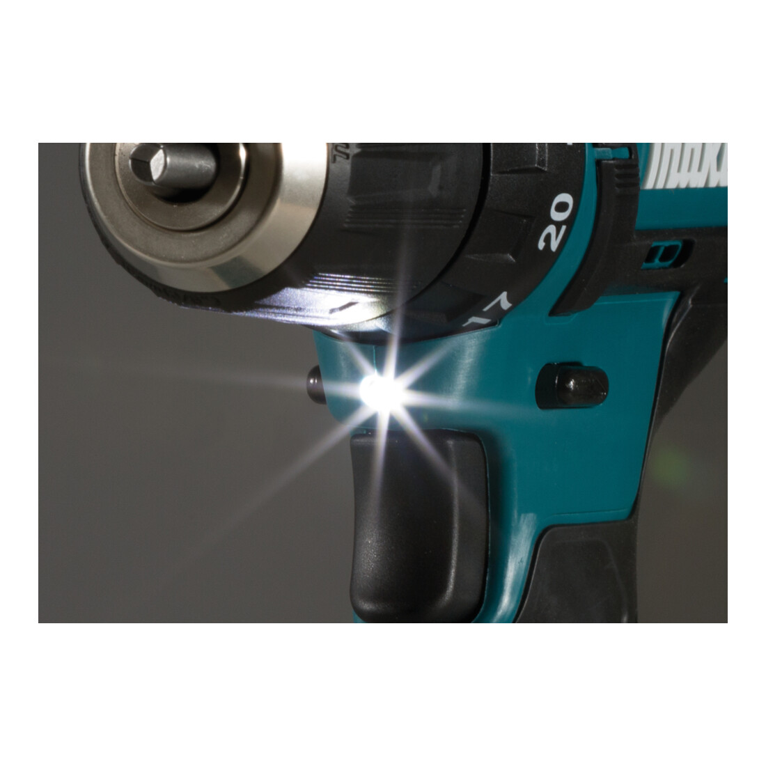 Perceuse sans fil Makita DF333DSAE