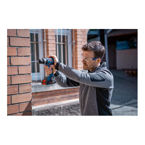 Perceuse-visseuse à choc sans fil GSB 18V-90 C Bosch, 2 batteries GBA 18V 5.0Ah, chargeur et L-BOXX