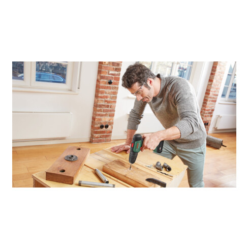 Perceuse-visseuse à choc sans fil UniversalImpact 18V Bosch + SystemBox