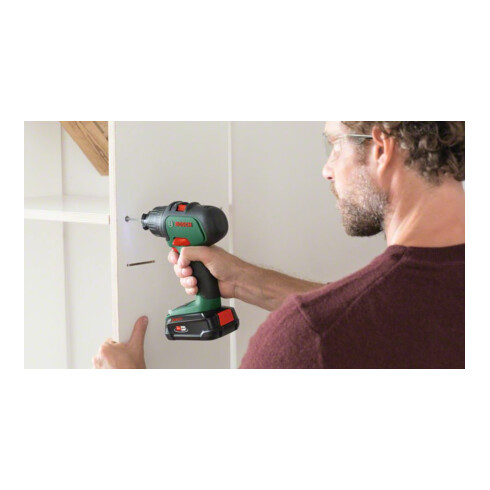 Perceuse-visseuse à percussion 2 vitesses sans-fil AdvancedImpact 18 Bosch, 1x batterie et chargeur inclus