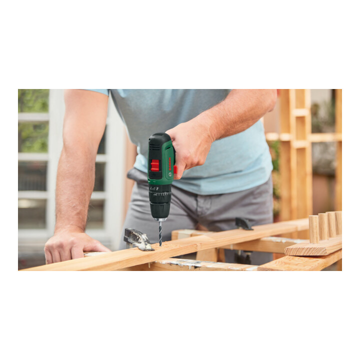 Perceuse-visseuse à percussion 2 vitesses sans-fil EasyImpact 1200 Bosch, 2x batteries et chargeur inclus