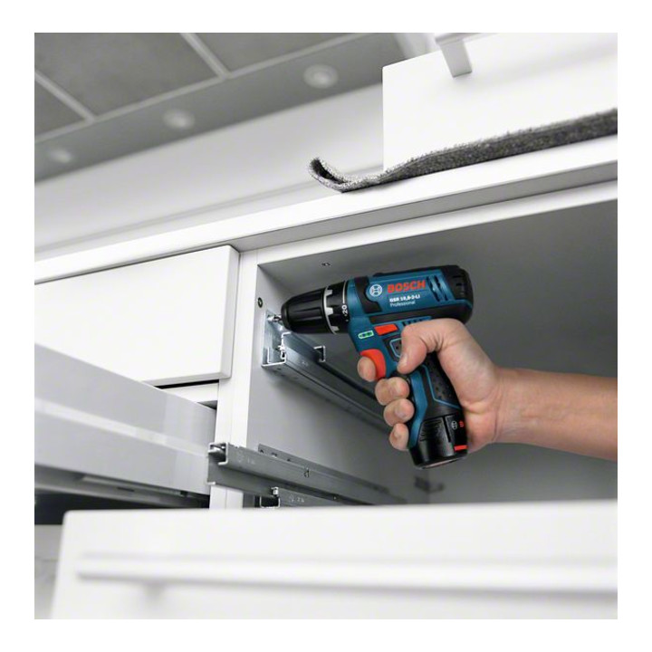Perceuse-visseuse à percussion sans fil Bosch GSB 12V-15, avec 2 batteries Li-Ion 2,0 Ah