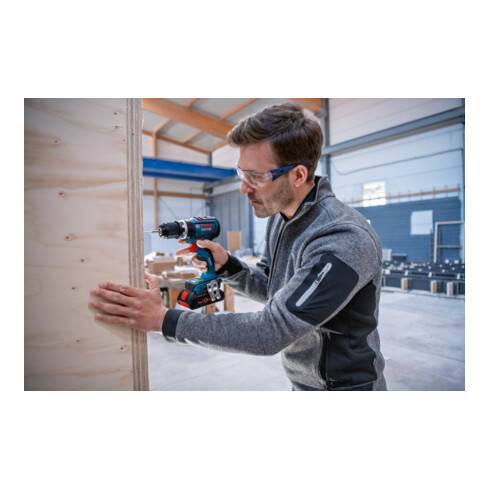 Perceuse-visseuse à percussion sans fil Bosch GSB 18V-90 C avec 2x batterie ProCore 4,0Ah et chargeur dans L-BOXX