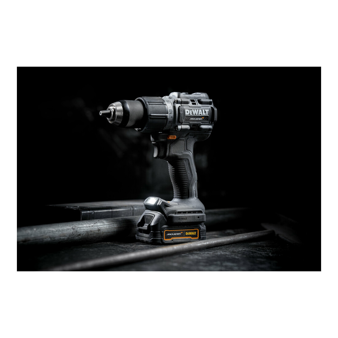 Perceuse-visseuse à percussion sans fil DEWALT 18V / 1,7Ah
