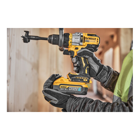Perceuse-visseuse à percussion sans fil DEWALT 18V/5Ah, XRP