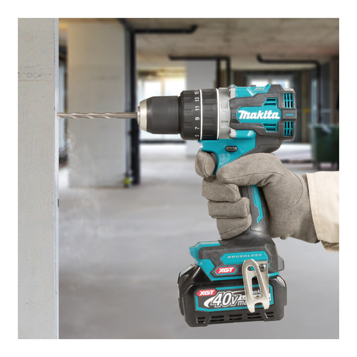 Perceuse-visseuse à percussion sans fil Makita 40V HP002GA202