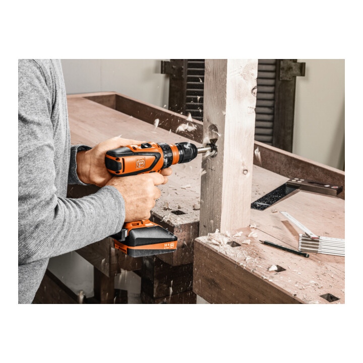 Perceuse-visseuse sans fil à 4 vitesses ASCM 18 QSW Select + batterie de démarrage Fein, tension 18 V, capacité 3 Ah