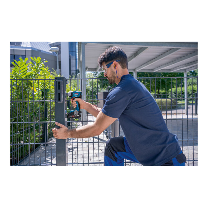 Perceuse-visseuse sans fil Bosch GDS 18V-330 HC, 2 batteries 5,0 Ah ; chargeur GAL 18V-40