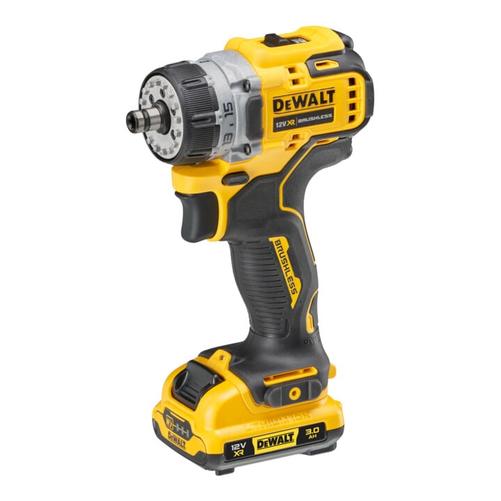 Perceuse-visseuse sans fil DEWALT 12 volts / 3 Ah avec 4 porte-outils interchangeables sans outil DCD703L2T-QW