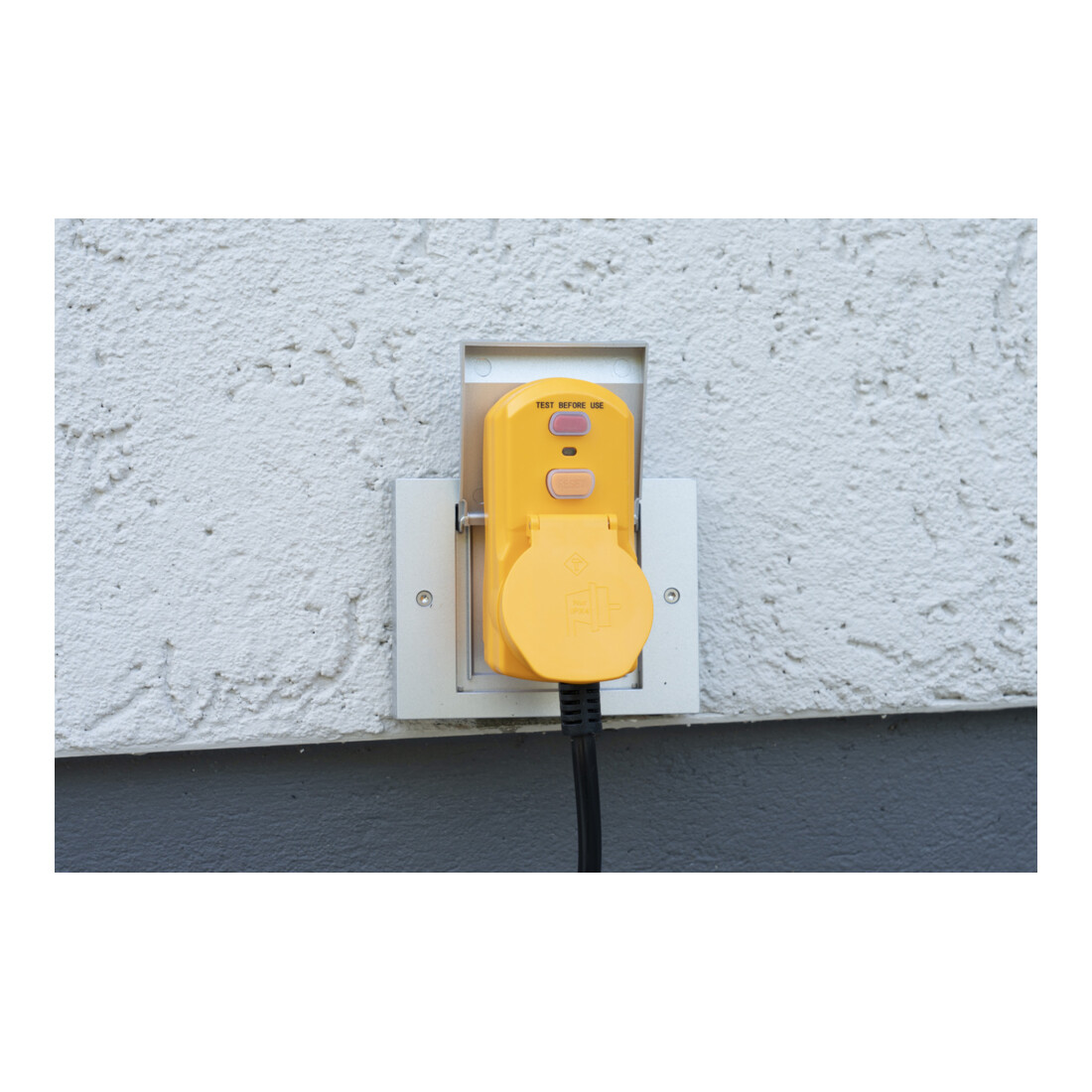 Personenschutz-Adapter BDI-A 2 30 IP54
