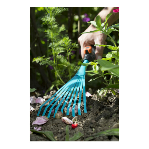 Petit balai combisystem GARDENA