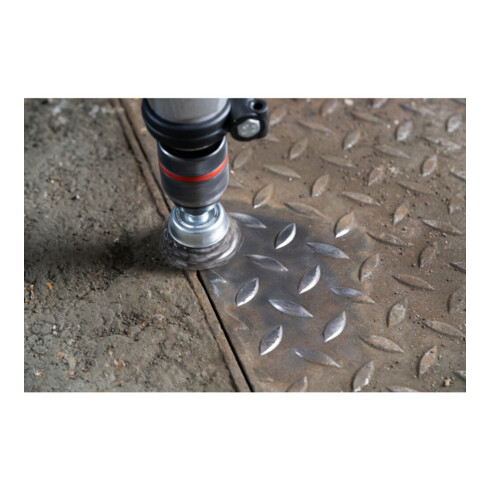 PFERD Spazzola a tazza con gambo, filo non ritorto POS TBU 50/6 ST 0,30 UNIVERSAL (1)