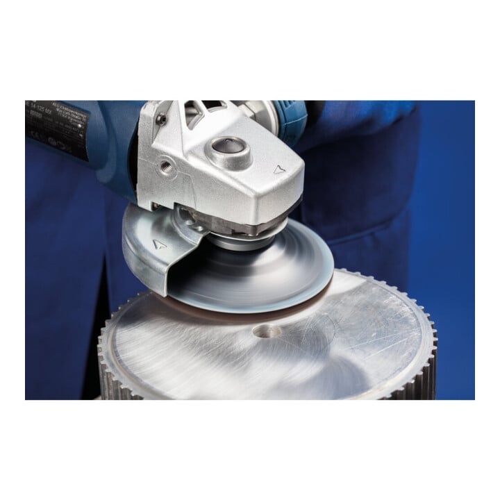 PFERD TOOLS COMBICLICK weiche Vliesronde CC Ø 115 mm A180 zum reinigen und satinieren mit Winkelschleifer
