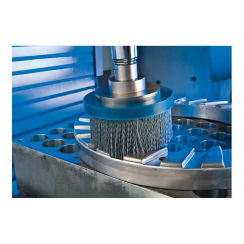 PFERD TOOLS COMPOSITE Tellerbürste DBUR Ø 100x22,2 mm Bohrung SiC-Filament-Ø 1,10mm Korn 80 stationär