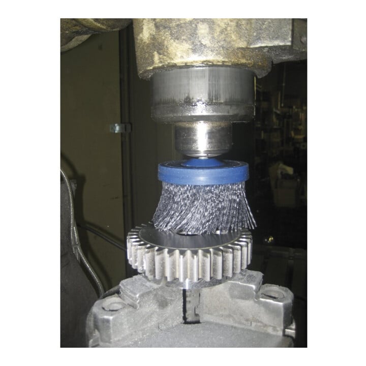 PFERD TOOLS COMPOSITE Tellerbürste DBUR Ø 63 mm Schaft-Ø 6 mm SiC-Filament-Ø 0,55 mm Korn 120 stationär