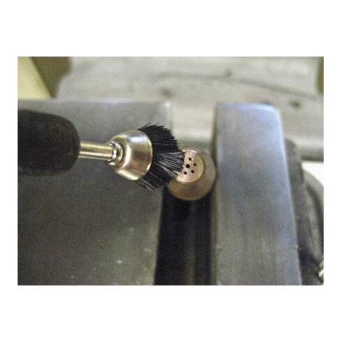 PFERD TOOLS Miniatur- Topfbürste TBU Ø18 mm Schaft-Ø3 mm Kunststoffbesatz-Ø0,15