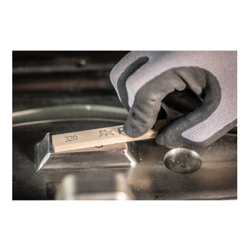 PFERD TOOLS Polierstein vierkant 6x3x150mm A400 universellen Einsatz im Werkzeug- und Formenbau
